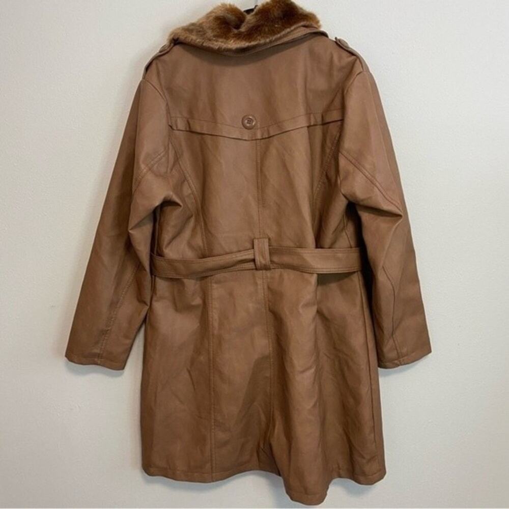 Cavalini Tan Leather Trench Coat with Faux Fur Collar - Picture 4 of 6